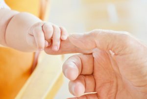 Read more about the article Между 1000 и 2000 бебета по-малко се раждат всяка година у нас