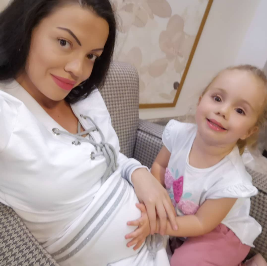 Илиана Раева, баба, Славея Сиракова