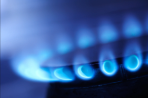 Read more about the article Не с 40, а с около 20% падат сметките за парно и ток с новата цена на газа