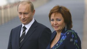 Read more about the article Как живее днес „невидимата първа дама“ – бившата жена на Путин