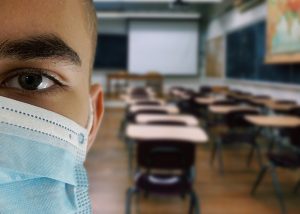 Read more about the article По 10-15 ученици и учители ще се заразяват всеки ден, прогнозира министърът