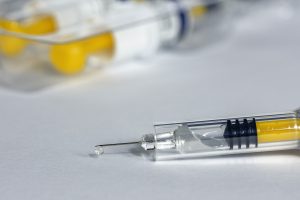 Read more about the article Експерти обсъждат задължителното ваксиниране срещу COVID-19
