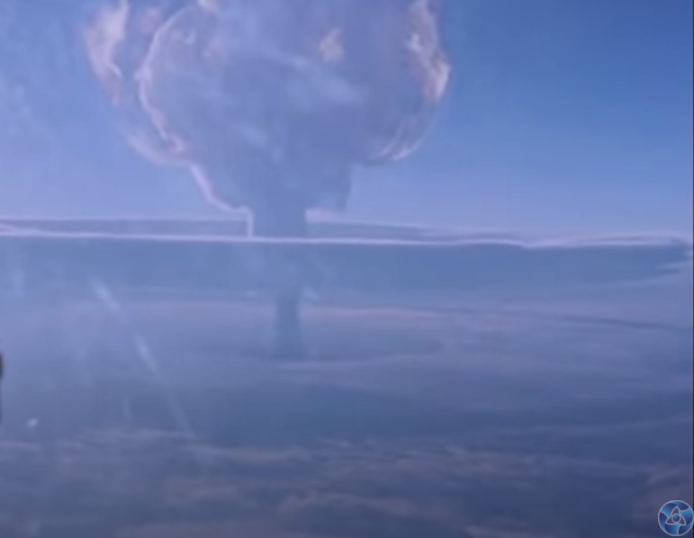 Разсекретиха кадри от най-мощния ядрен взрив в историята (ВИДЕО ...