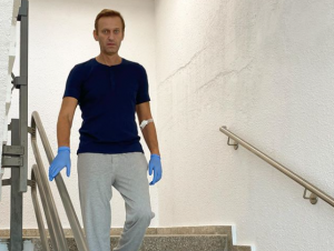 Read more about the article Алексей Навални проходи и разказа за тежкото възстановяване