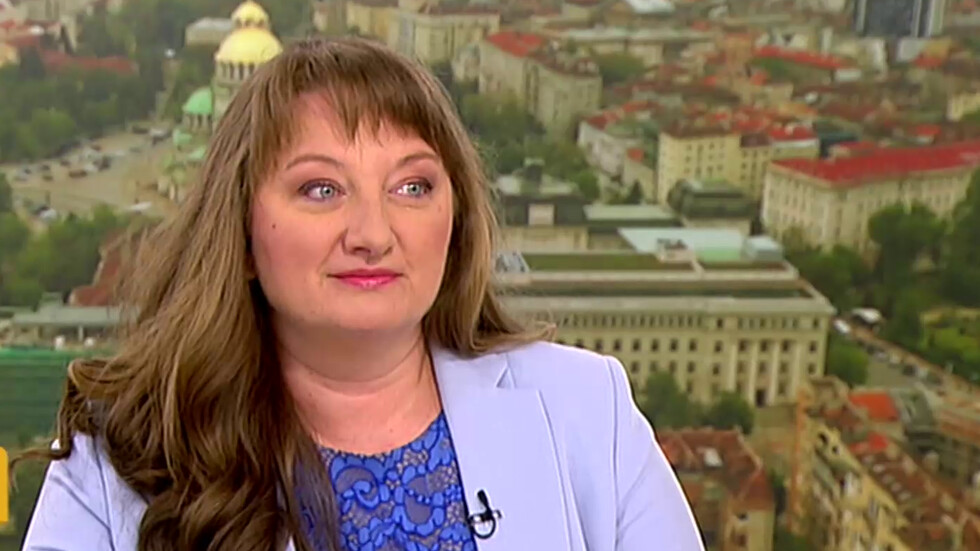Деница Сачева, помощи, деца, клас,