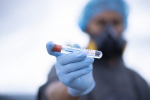 Read more about the article Над 1000 нови случая на коронавирус у нас, починалите са 27 души