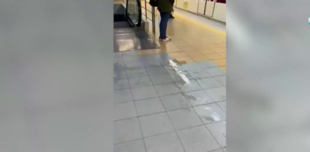 метро, протече, течове, лъч,