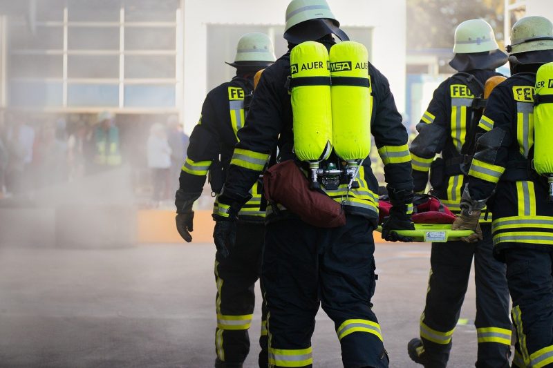 Трагедия в Сицилия: Експлозия на метан взе 2 жертви, други са в неизвестност (ВИДЕО)