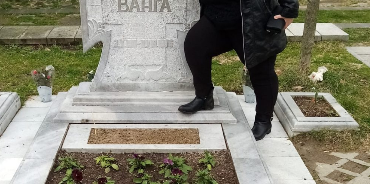 Ванга, гроба, жена, Фейсбук