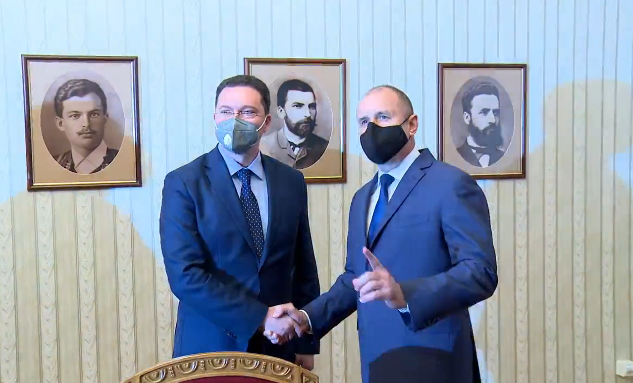 Румен Радев, мандат, ГЕРБ/СДС, правителство