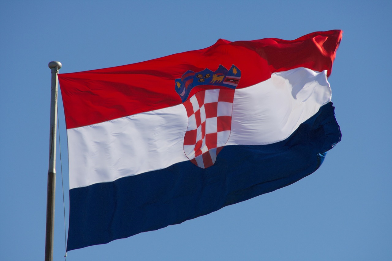 хърватия, нападение, премиер, президент, скандал, българи