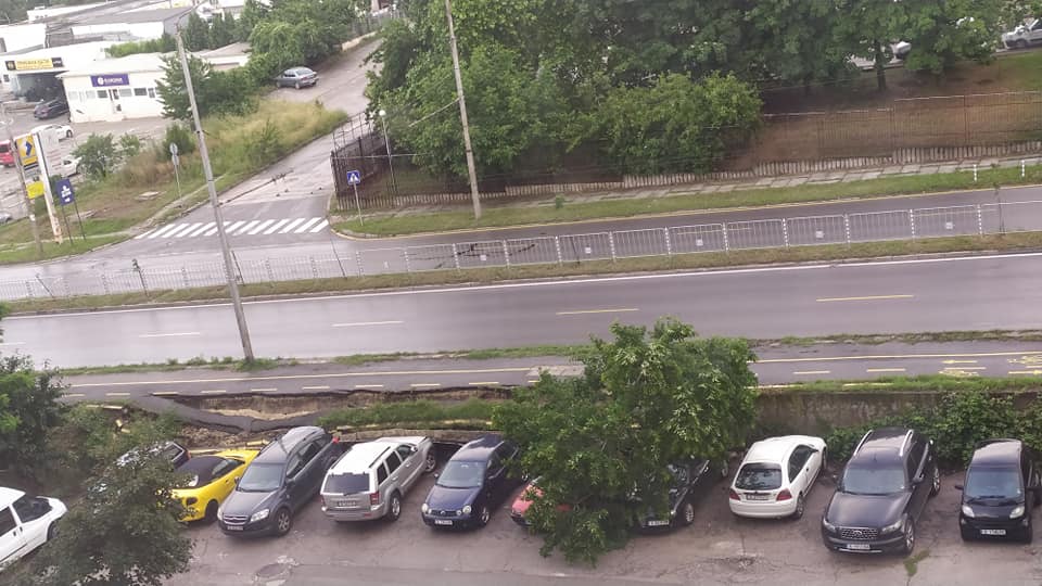 велоалея, срути, Варна, паркирани автомобили