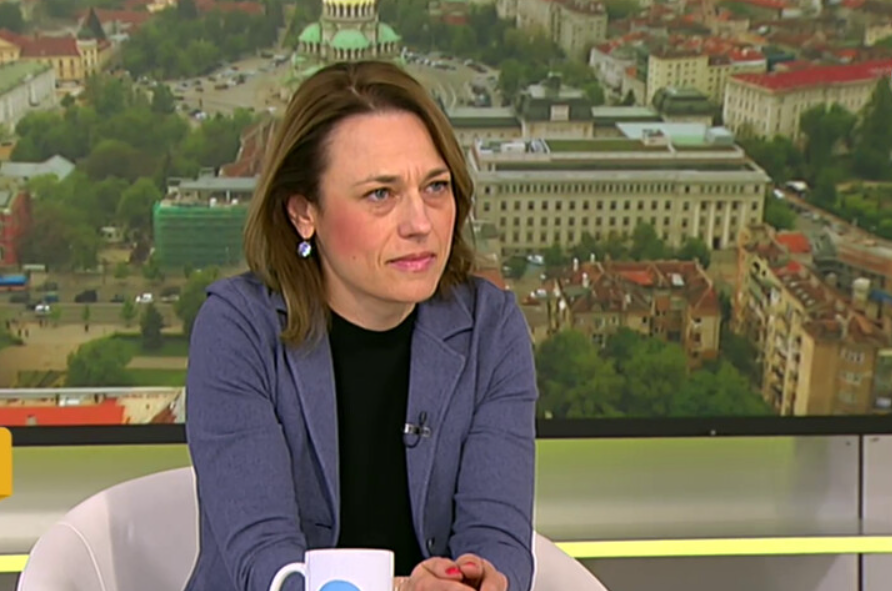 Ива Митева, болонка, парламент, Народно събрание