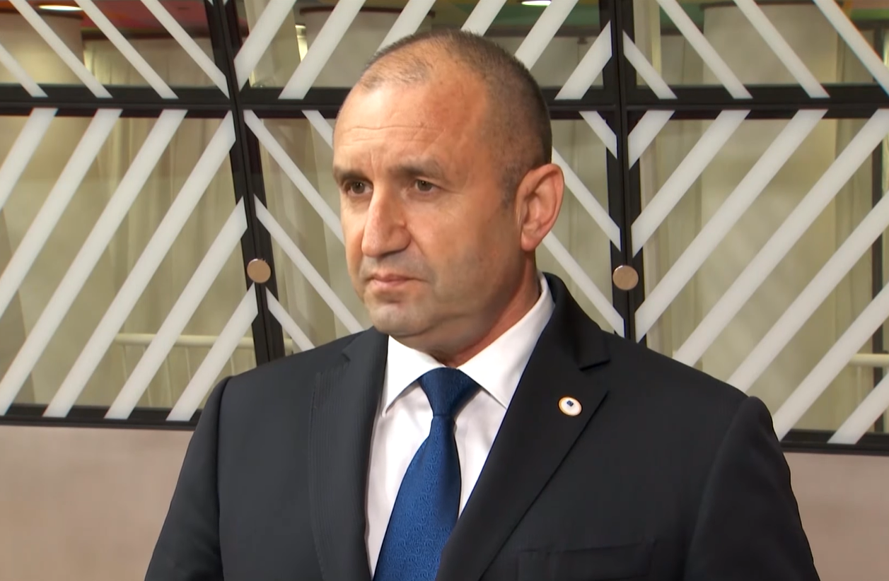 You are currently viewing Радев: България няма да допусне нарушаване на правата на българите в Северна Македония
