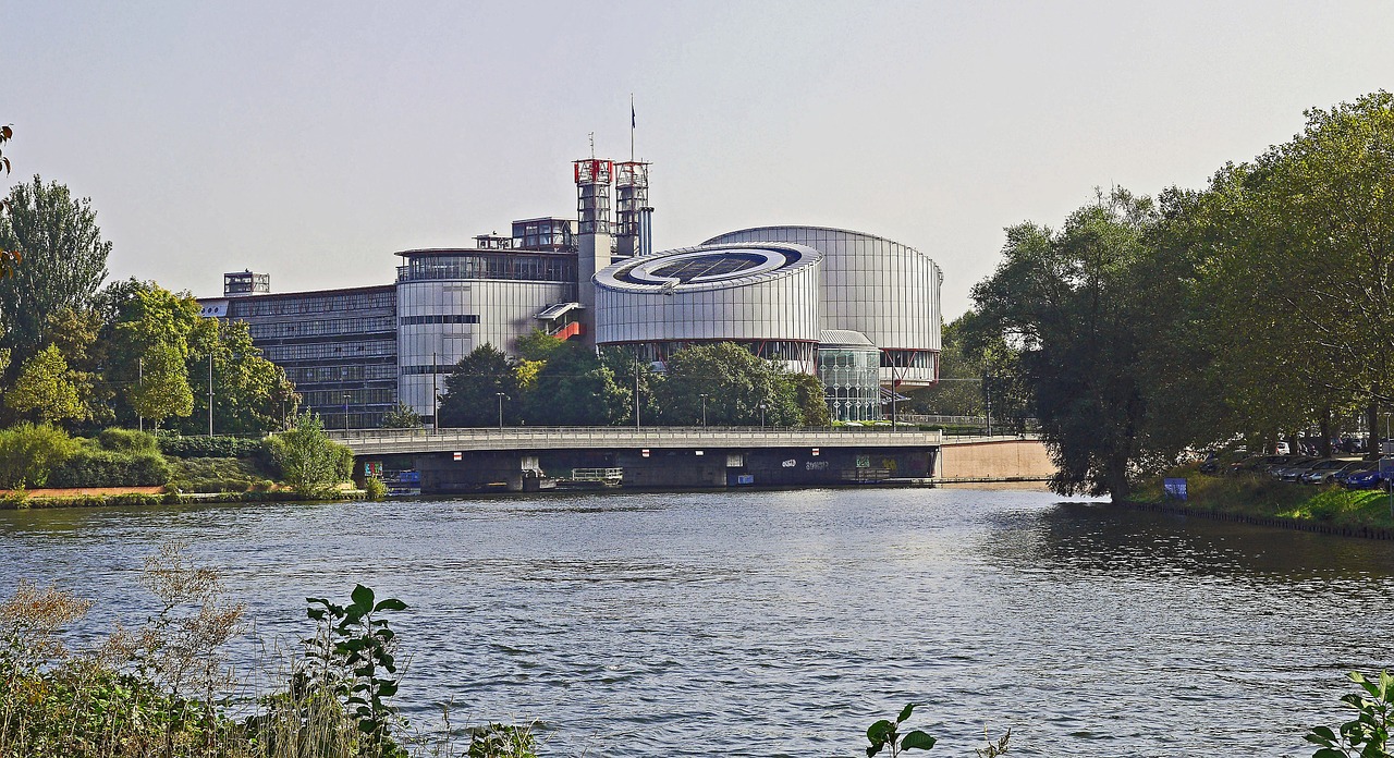 Европейски съд по правата на човека, Страсбург, Баневи