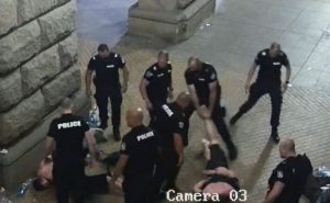 Read more about the article Четирима полицаи са с обвинения заради насилието по време на протестите