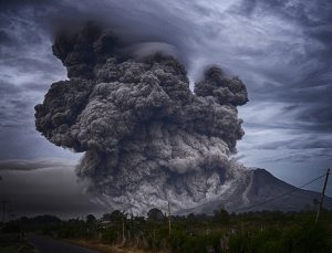 Read more about the article 13 жертви и десетки ранени след изригване на вулкан в Индонезия (ВИДЕО)