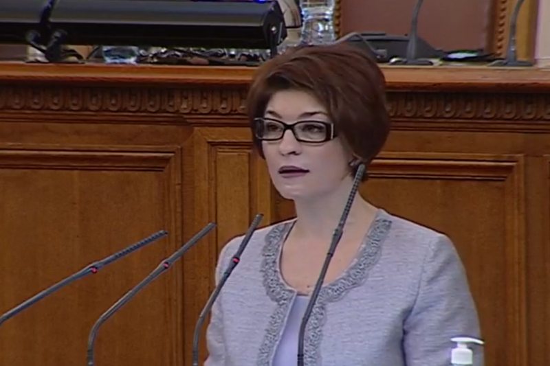 Десислава Атанасова: ГЕРБ внася предложение за мораториум върху дълга до избирането на кабинет