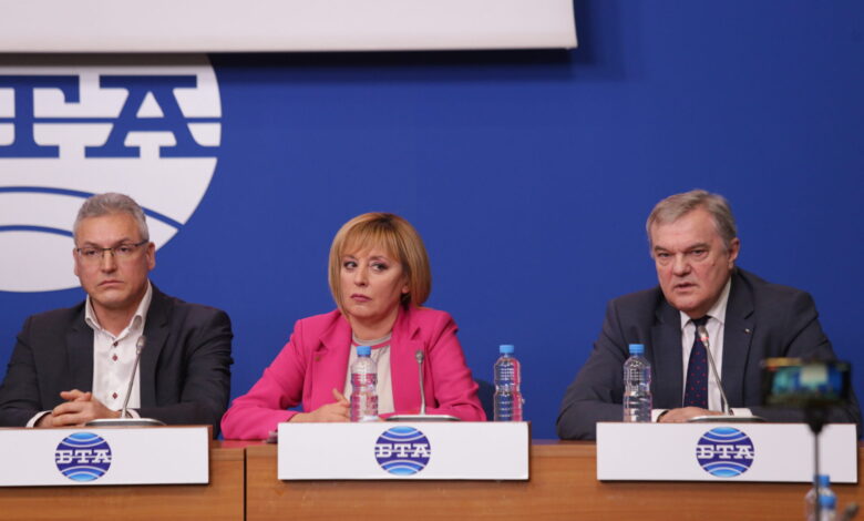 Левицата на Мая Манолова