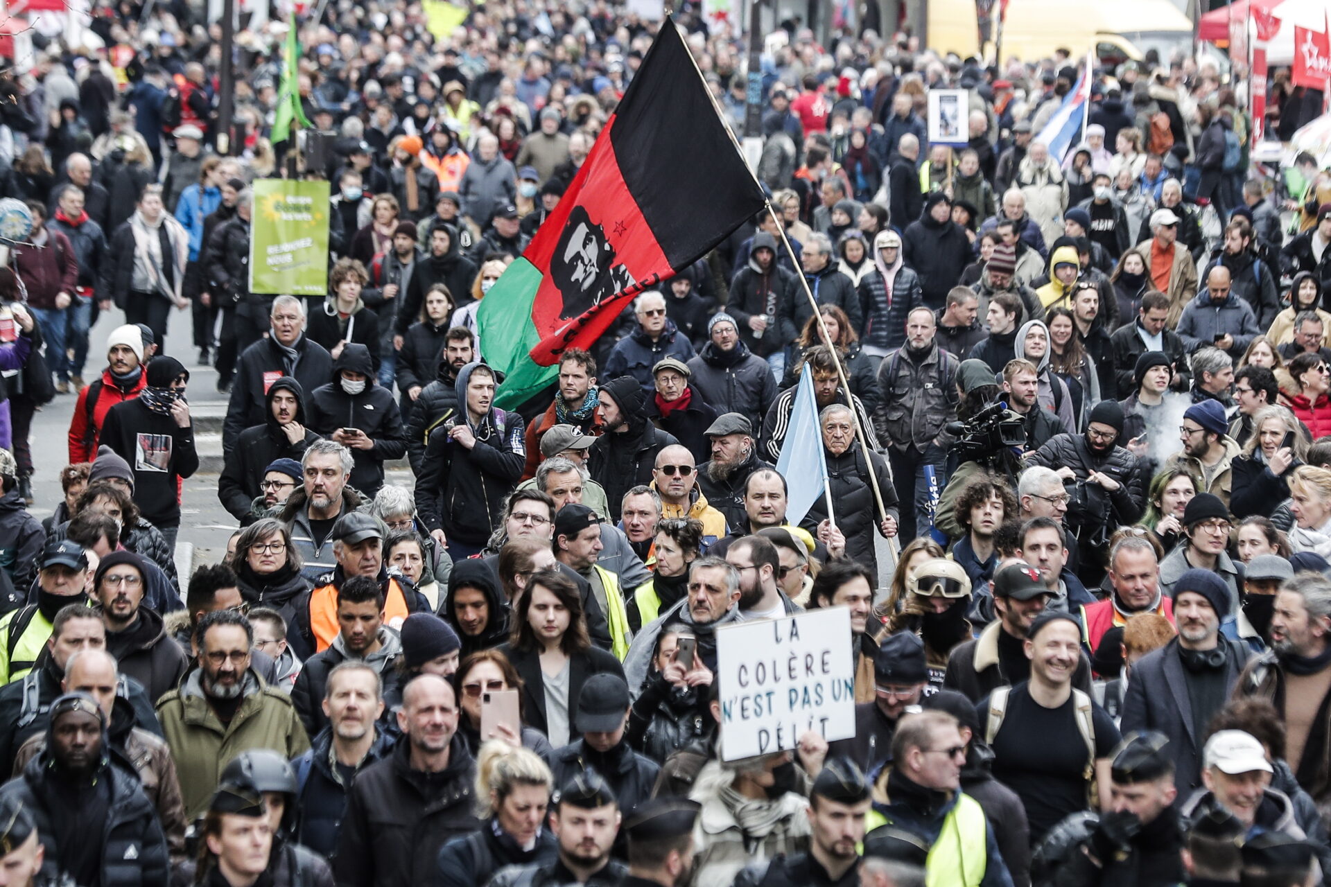 масови протести из цяла Франция