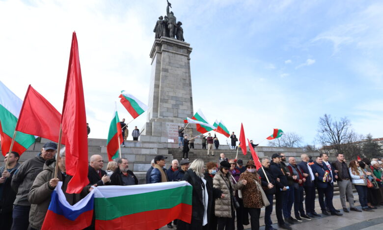 Паметник на съветската армия, МОЧА