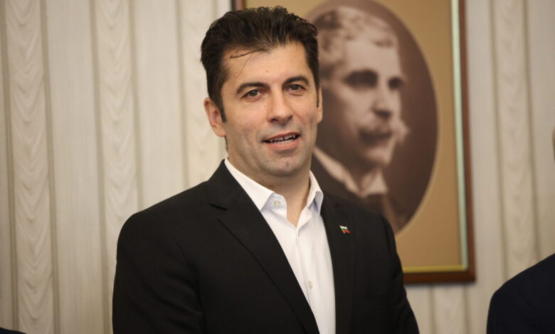 Кирил петков