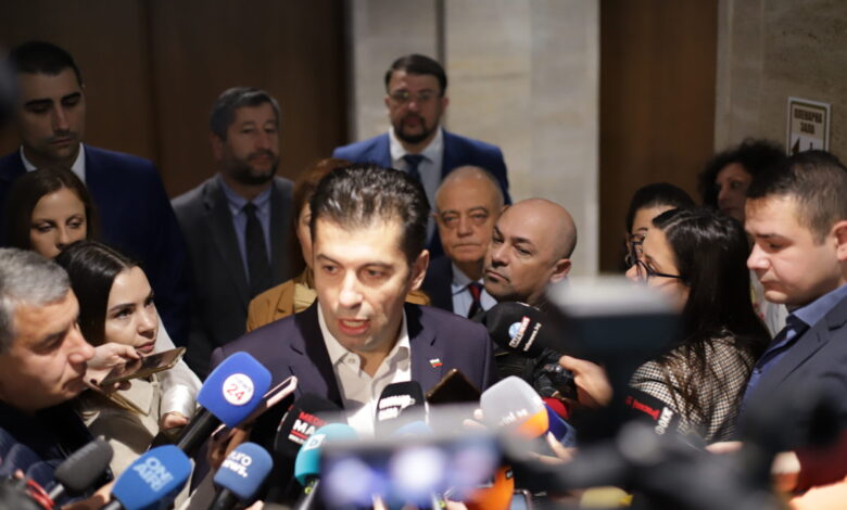 Кирил Петков