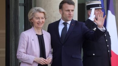 Урсула фон дер Лайен, Еманюел Макрон, среща, Париж, ЕС, Украйна, сигурност, преговори