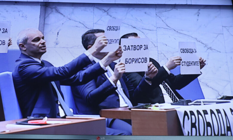 Възраждане, бойкот, Народно събрание, парламент