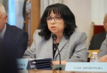 Теменужка Петкова, фактури, бюджет, дефицит,