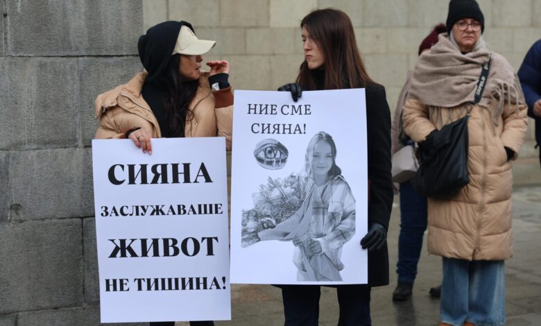 Протест, Сияна, Ангели на пътя