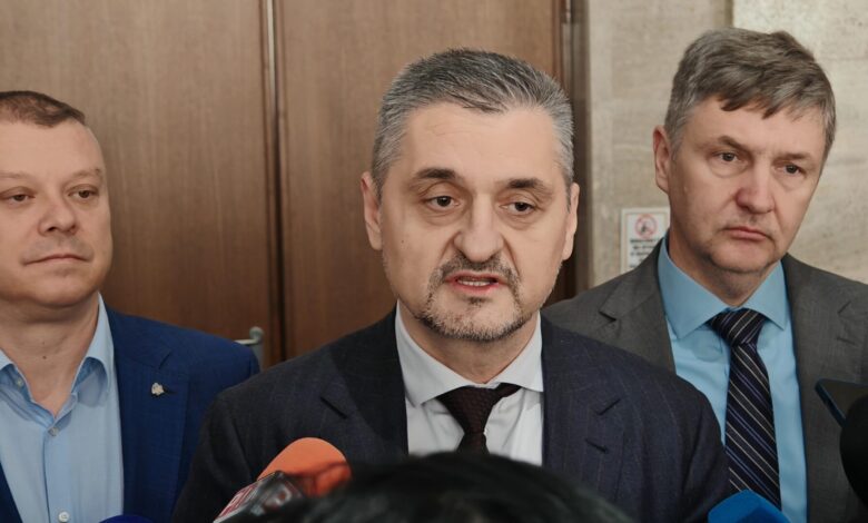 Кирил Добрев, комисия, транспорт, пътищата, безопасност, законопроекти