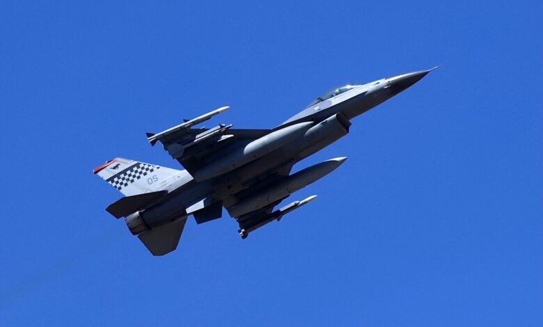 F-16, изтребител, самолет, Румен Радев, Бойко Борисов