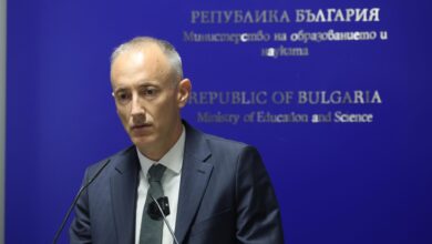 Красимир Вълчев, министър на образованието, добродетели и религии