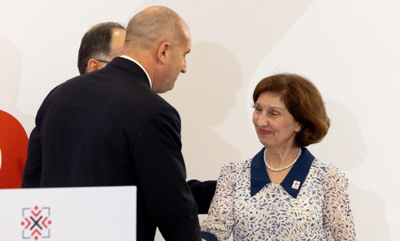 Румен Радев, Гордана Силяновска-Давкова,президент, Северна Македония, България, вето, присъединяване, ЕС
