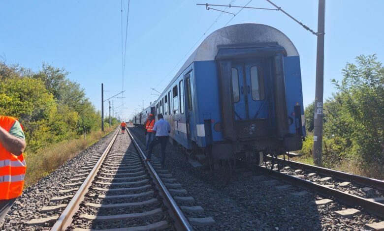 влак, дерайлира, БДЖ, сблъсък