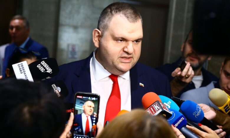 Делян Пеевски, ДПС, ПП-ДБ, Емил Дечев, МВР