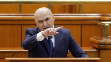Илие Боложан, Румъния, вот на недоверие, правителство
