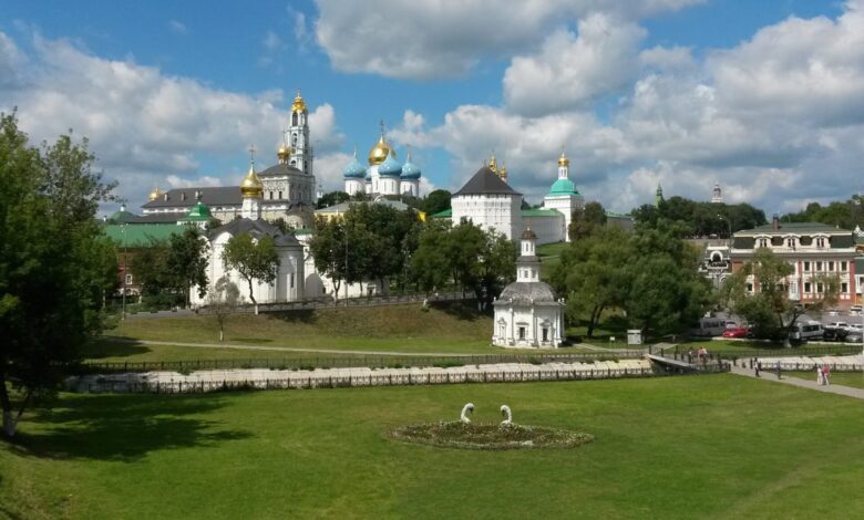 Киев-Печорска лавра, пожар, Украйна, Русия, удар, война