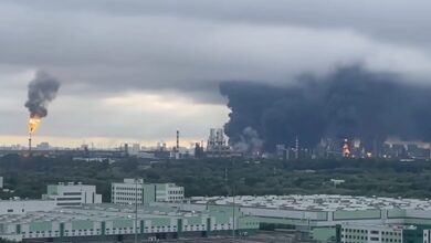 Москва, пламъци, дим, атака, рафинерия