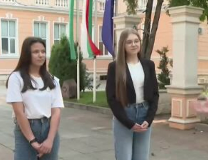ученички, Враца, пари, пенсионерка