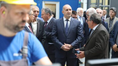 Румен Радев, премиер, Шумен, черна пантера, Бойко Борисов, Боташ, бюджет, пари