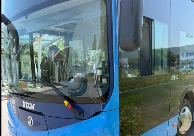 автобус , Бургас, отвлече, заплаха, оръжие